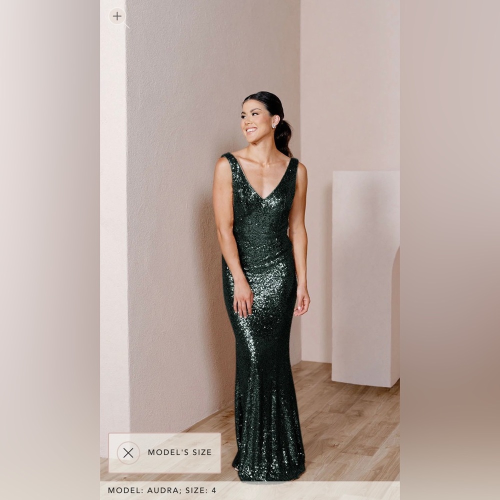 Revelry Dakota sequin dress, color emerald, size 6.